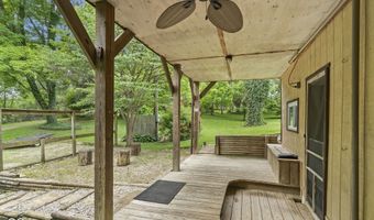 594 E Harrod Rd, Austin, IN 47102