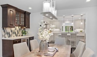 6 Candida Ln, Acton, MA 01720