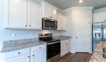 22654 Regent Dr, Athens, AL 35613