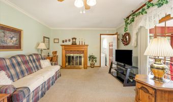 827 W Cunningham St, Alcoa, TN 37701