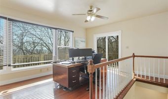 6 River Bluff Ct, Augusta, MO 63332