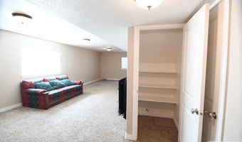 1073 Petersburg, Chubbuck, ID 83202