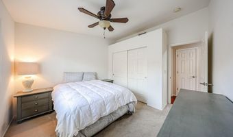 37222 N TOM DARLINGTON Dr 15, Carefree, AZ 85377