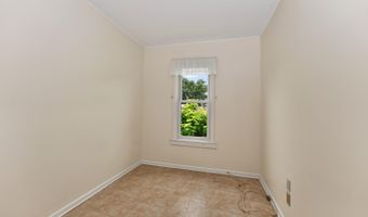 386 Division St, Amsterdam, NY 12010