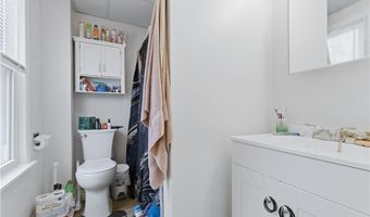 505 Washington St, Coventry, RI 02816