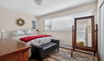 41 Montclair Ave, Airmont, NY 10952