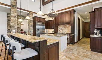 1302 E Bluestem Ct, Andover, KS 67002