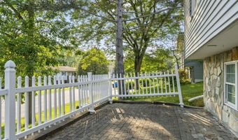 26 Mohican Pl, Albany, NY 12208