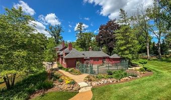 25733 River Dr, Franklin, MI 48025