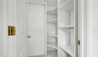 951 Addington Ln 135, Ann Arbor, MI 48108