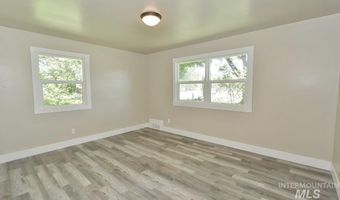 520 E Logan, Caldwell, ID 83605