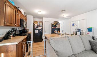 20480 River Valley Dr, Anderson, CA 96007