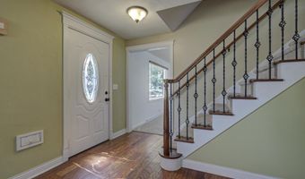 336 E PERSHING St, Appleton, WI 54911