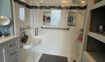 2499 Crestwood Dr, Adrian, MI 49221