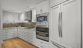 200 Harbor Dr 3702, San Diego, CA 92101