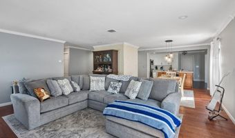 210 Deerfield Ln, Aberdeen, NJ 07747
