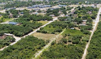 624 N Whitney St, Aransas Pass, TX 78336