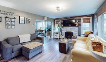 6615 Waterloo Rd, Atwater, OH 44201