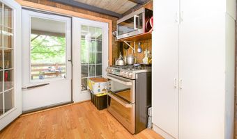 448 Bunker Hill Rd, Auburn, NH 03032