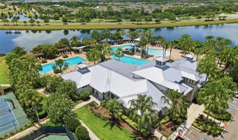 5565 SILVER SUN Dr, Apollo Beach, FL 33572