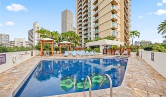 2045 Kalakaua Ave 1007, Honolulu, HI 96815
