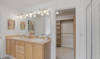 10200 Halfhitch Cir, Anchorage, AK 99515