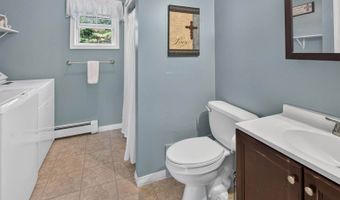 61 Sunny Hollow Pl, Bangor, ME 04401