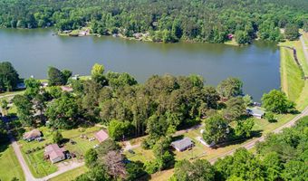 35 DOGWOOD St, West Point, GA 31833