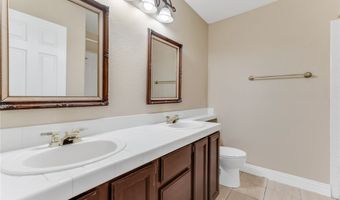 7 Crown Valley Dr, Henderson, NV 89074