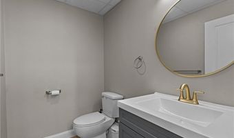 92 Dewolf Ave, Bristol, RI 02809