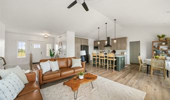 814 E Bridge Rd, Polk City, IA 50226