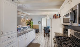 19 W720 Woodland Ave, Addison, IL 60101