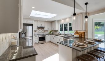 121 Day Valley Ln, Aptos, CA 95003