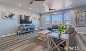 665 S Shelter Cove Dr, Big Water, UT 84741