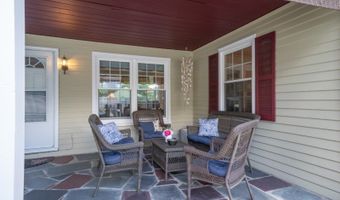 71 Reservoir Ave, Andover, NJ 07801