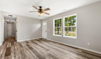 509 W State St, Ashley, IN 46705