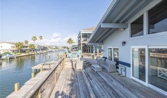 189 Driftwood Dr, City By The Sea, TX 78336