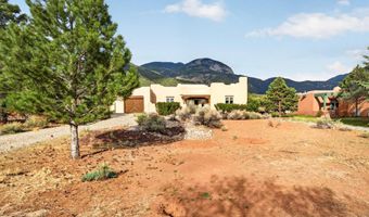 11 Los Altos, Arroyo Seco, NM 87514