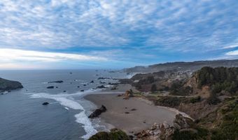 1241 LIGHTHOUSE Ln, Brookings, OR 97415