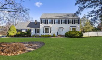 4 Westminster Dr, Annandale, NJ 08801