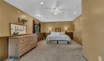 984 Waters Edge Cir, Avon, MN 56310