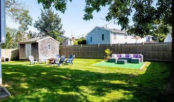 58 Allston Ave, Middletown, RI 02842