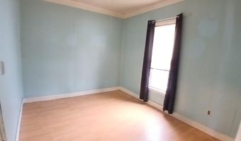 12 Pleasant St, Barre, VT 05641