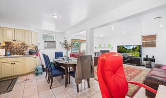 13 SCHUYLER Pl W, Bayonne, NJ 07002