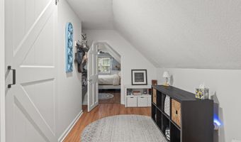 15 Blueberry Ln, Burlington, CT 06013