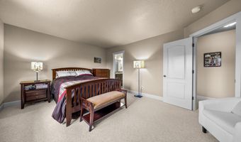 2951 NE Dogwood Dr, Bend, OR 97701