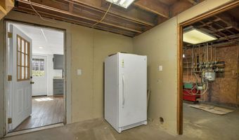 17 Croto Ln, Albany, NH 03818