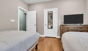 161 Edenton Dr, Barnegat, NJ 08005