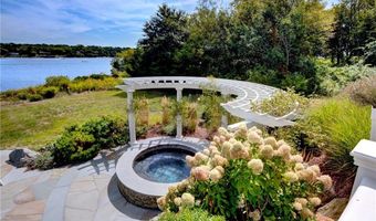 115 Beavertail Rd, Jamestown, RI 02835