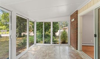 47 Kingsland Ct 6A, Charlestown, RI 02813